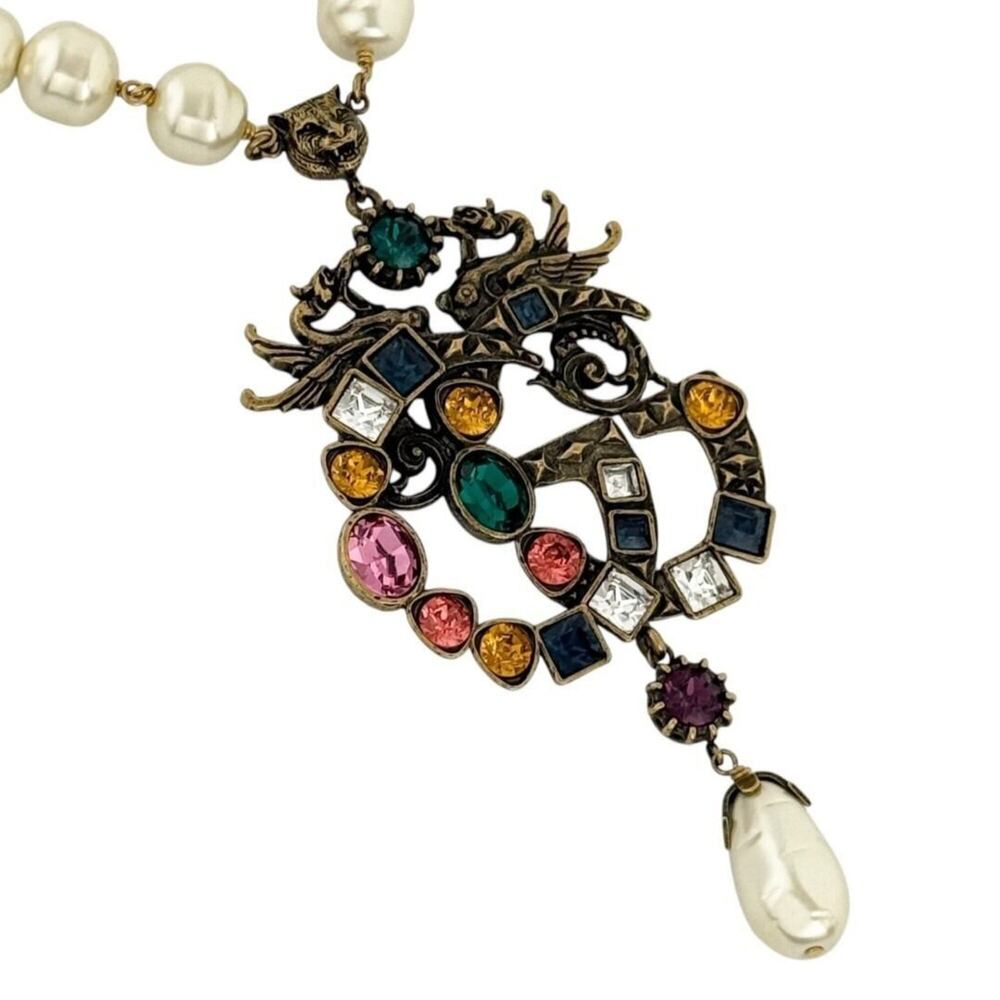 Gucci Women's Cat Head Double G Pendant Necklace with Faux Pearl and Multicol...
